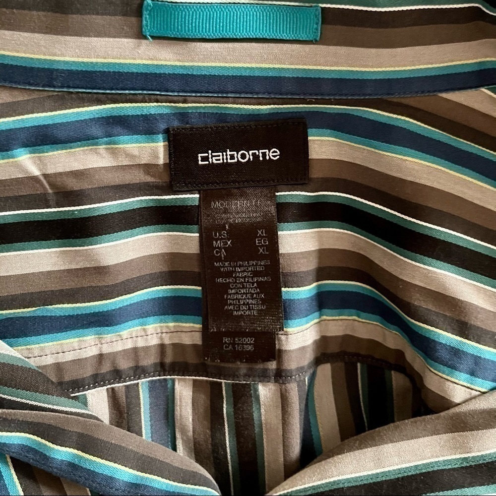 Claiborne Button Down Dress Shirt Size XL - Picture 4 of 4